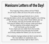 B Manicure Letter T2022