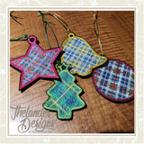 T1732 Plaid Ornaments