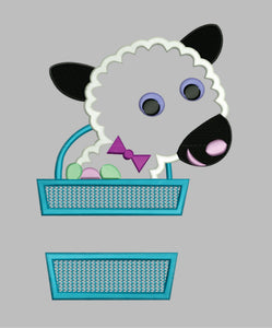 GG1565 Lamb in Split Basket